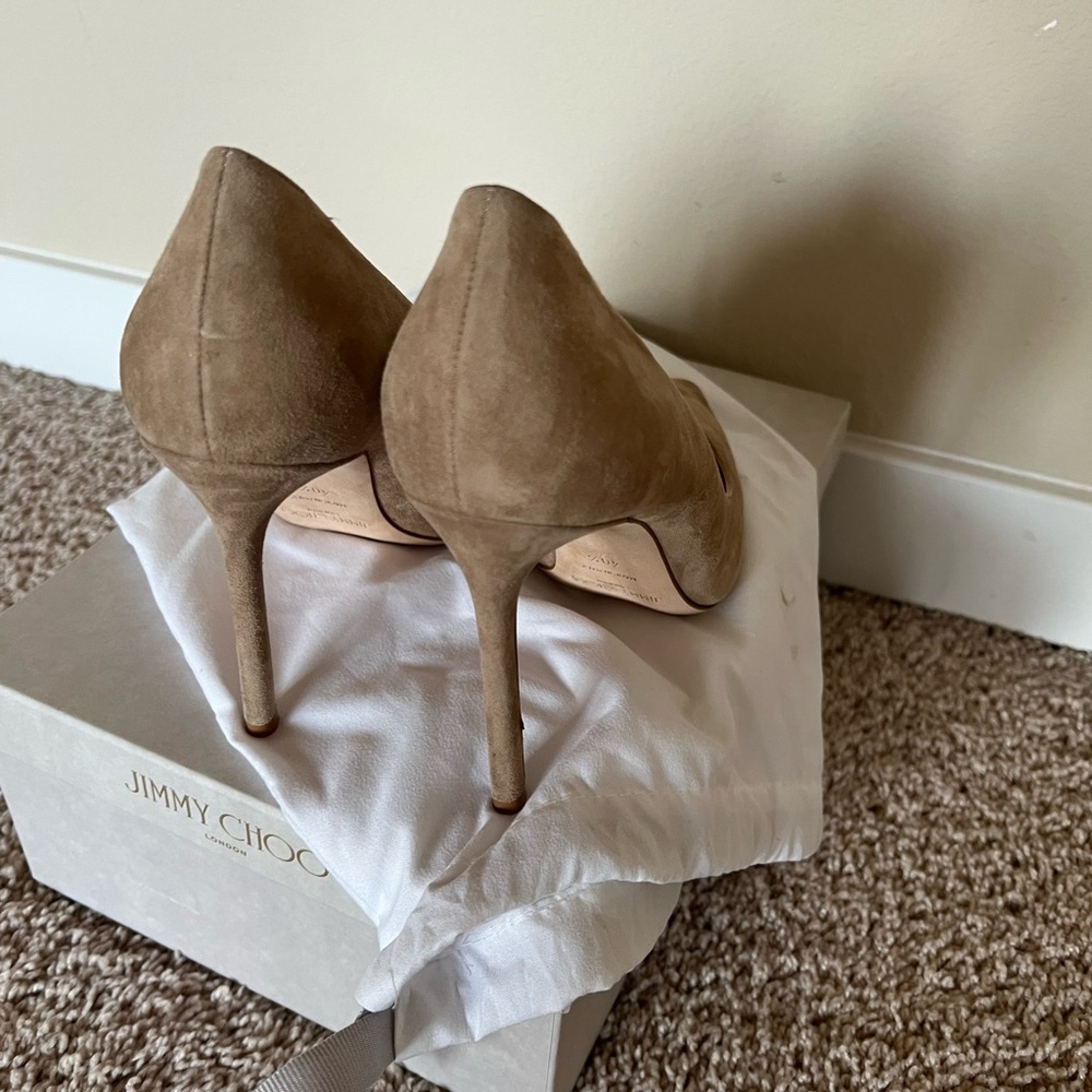 Jimmy Choo Romy 100 Suede 247 nude. Size 40.5 (10) - Picture 6 of 6
